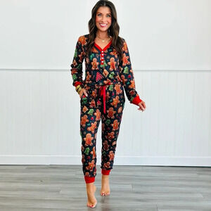 Shirley & Stone Gingerbread Man Jogger Lounge Pajama Set for Women - Nightwear